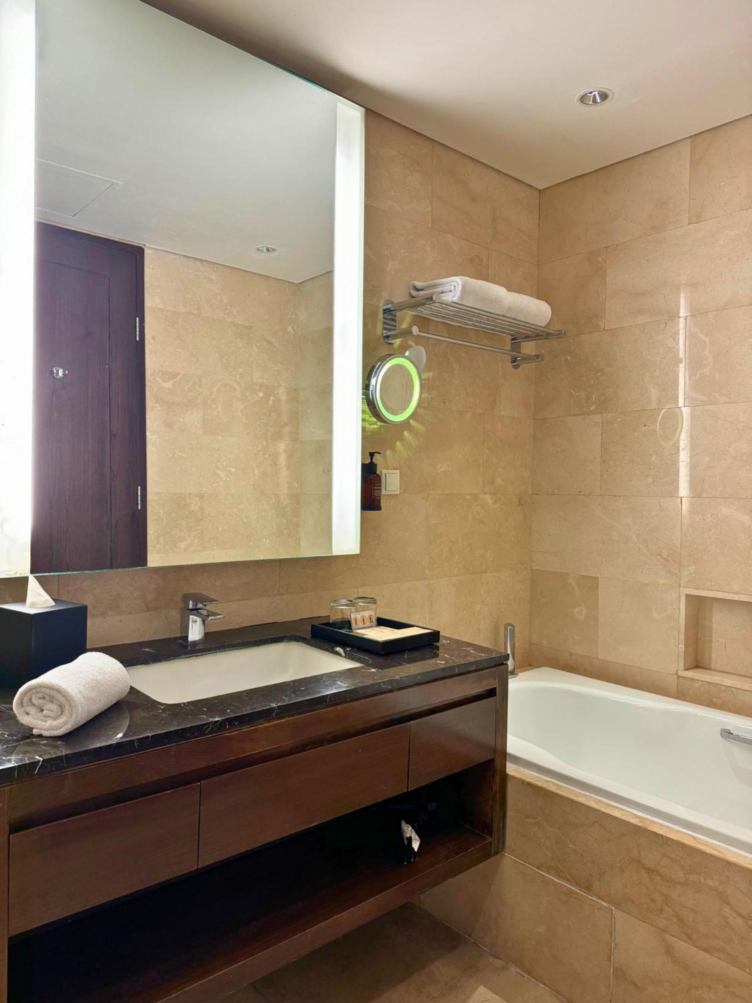 Ascott Kuningan Apartemen